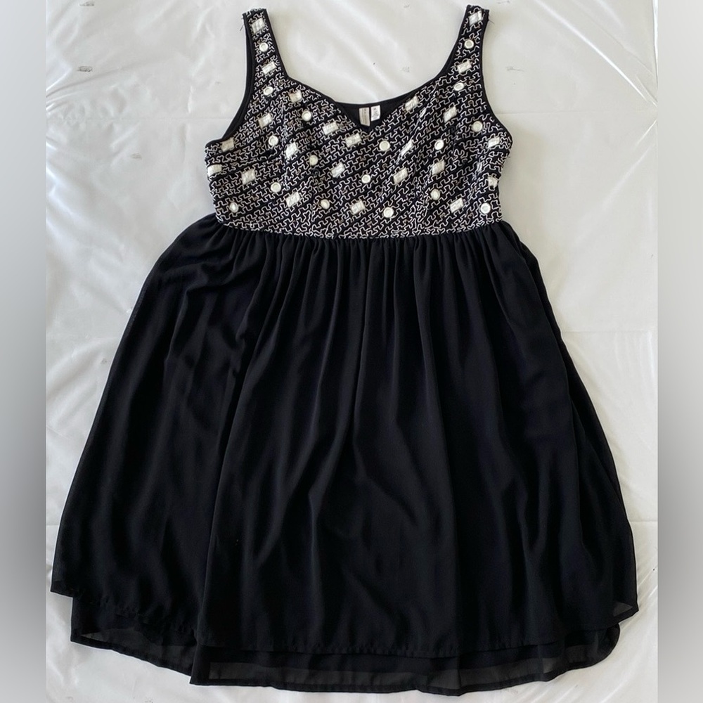 Black Embellished A-Line Mini Dress XL